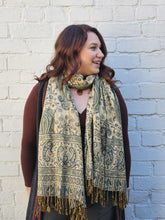 Load image into Gallery viewer, Red Pashmina Scarf  www.indiansummertrading.co.uk