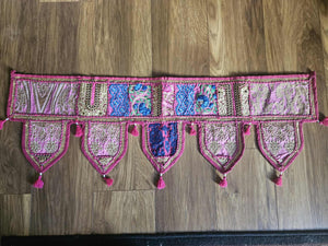 Pink toran www.karmaripon.co.uk