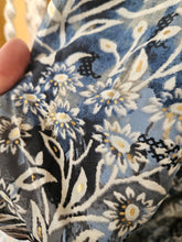 Load image into Gallery viewer, Repurpose sari trousers www.indiansummertrading.co.uk