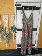 Load image into Gallery viewer, repurposed sari wrap skirt www.karmaripon.co.uk