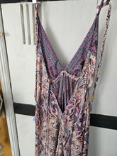 Load image into Gallery viewer, repurposed sari wrap skirt www.karmaripon.co.uk
