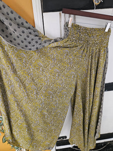 umbrella trousers www.karmaripon.co.uk