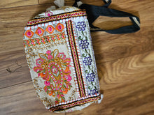 Load image into Gallery viewer, Bandhani Patchwork bag
