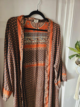 Load image into Gallery viewer, Repurposed Sari Kimono www.karmaripon.co.uk