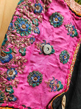 Load image into Gallery viewer, Bandhani Patchwork bag www.indiansummertrading.co.uk