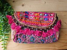 Load image into Gallery viewer, Bandhani Patchwork bag www.indiansummertrading.co.uk