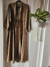 Load image into Gallery viewer, Repurposed Sari Kimono www.karmaripon.co.uk