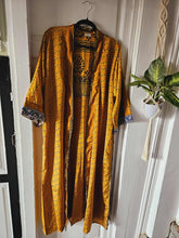 Load image into Gallery viewer, Repurposed Sari Kimono www.karmaripon.co.uk