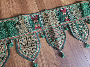 Green toran www.karmaripon.co.uk
