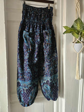 Load image into Gallery viewer, Boho Fleece trousers www.karmaripon.co.uk