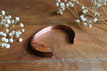 Load image into Gallery viewer, Magnetic Copper bracelets www.indiansummertrading.co.uk