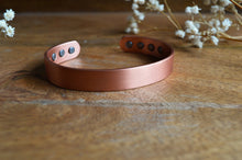 Load image into Gallery viewer, Magnetic Copper bracelets www.indiansummertrading.co.uk