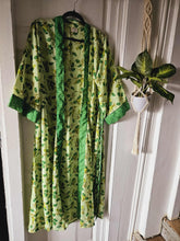 Load image into Gallery viewer, Repurposed Sari Kimono www.karmaripon.co.uk