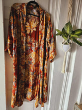 Load image into Gallery viewer, Repurposed Sari Kimono www.karmaripon.co.uk
