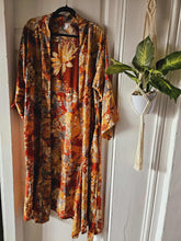 Load image into Gallery viewer, Repurposed Sari Kimono www.karmaripon.co.uk
