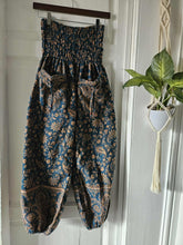 Load image into Gallery viewer, Boho Fleece trousers www.karmaripon.co.uk