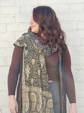 Load image into Gallery viewer, Black Pashmina Scarf  www.indiansummertrading.co.uk