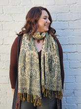 Load image into Gallery viewer, Red Pashmina Scarf  www.indiansummertrading.co.uk