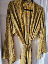 Load image into Gallery viewer, Repurposed Sari Kimono www.karmaripon.co.uk